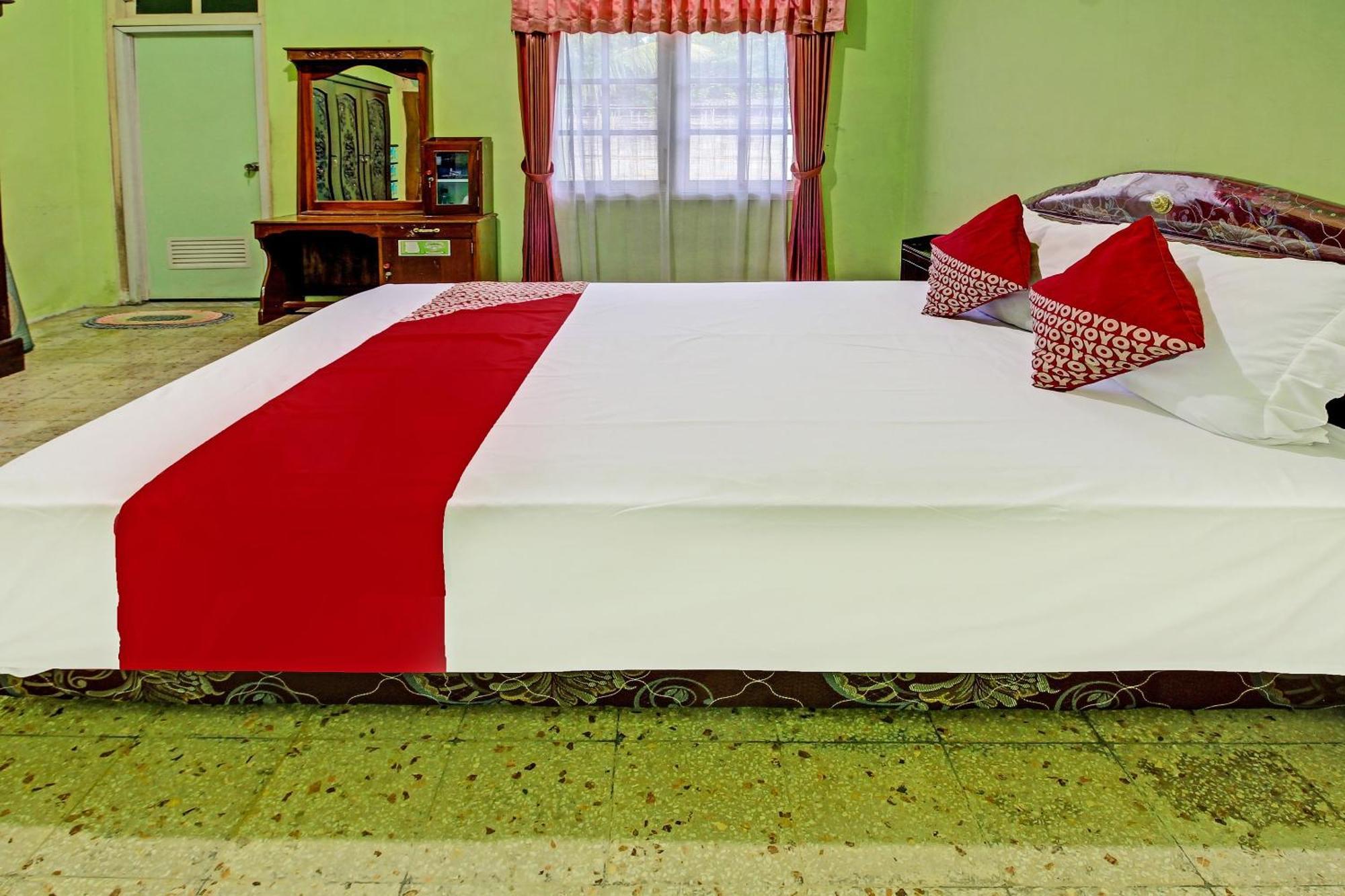 Hotel SPOT ON 91214 Desa Wisata Pandean Trenggalek Exterior foto