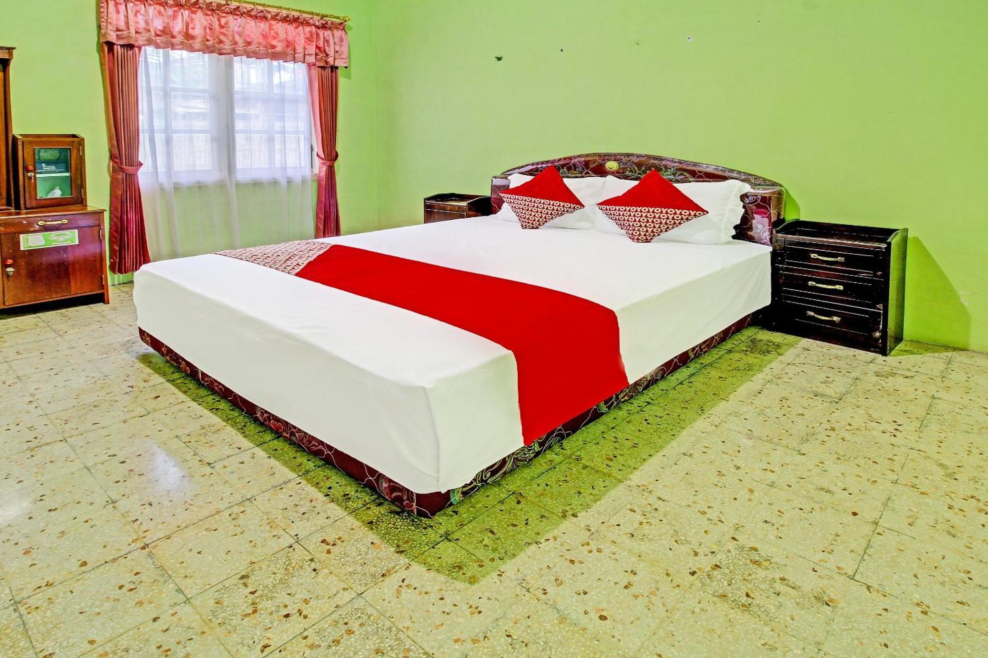 Hotel SPOT ON 91214 Desa Wisata Pandean Trenggalek Exterior foto