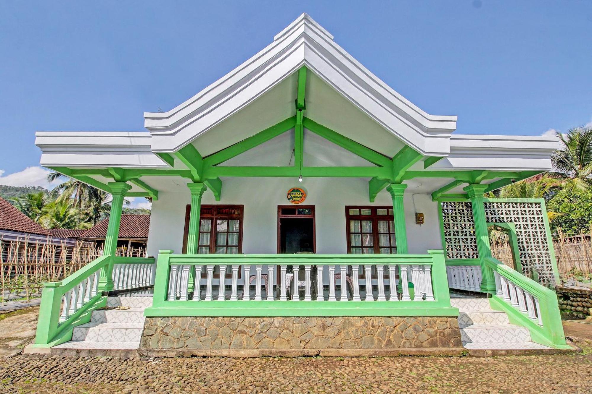 Hotel SPOT ON 91214 Desa Wisata Pandean Trenggalek Exterior foto